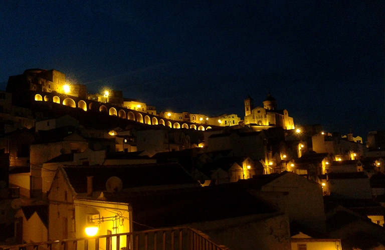 Panorama Pisticci di notte